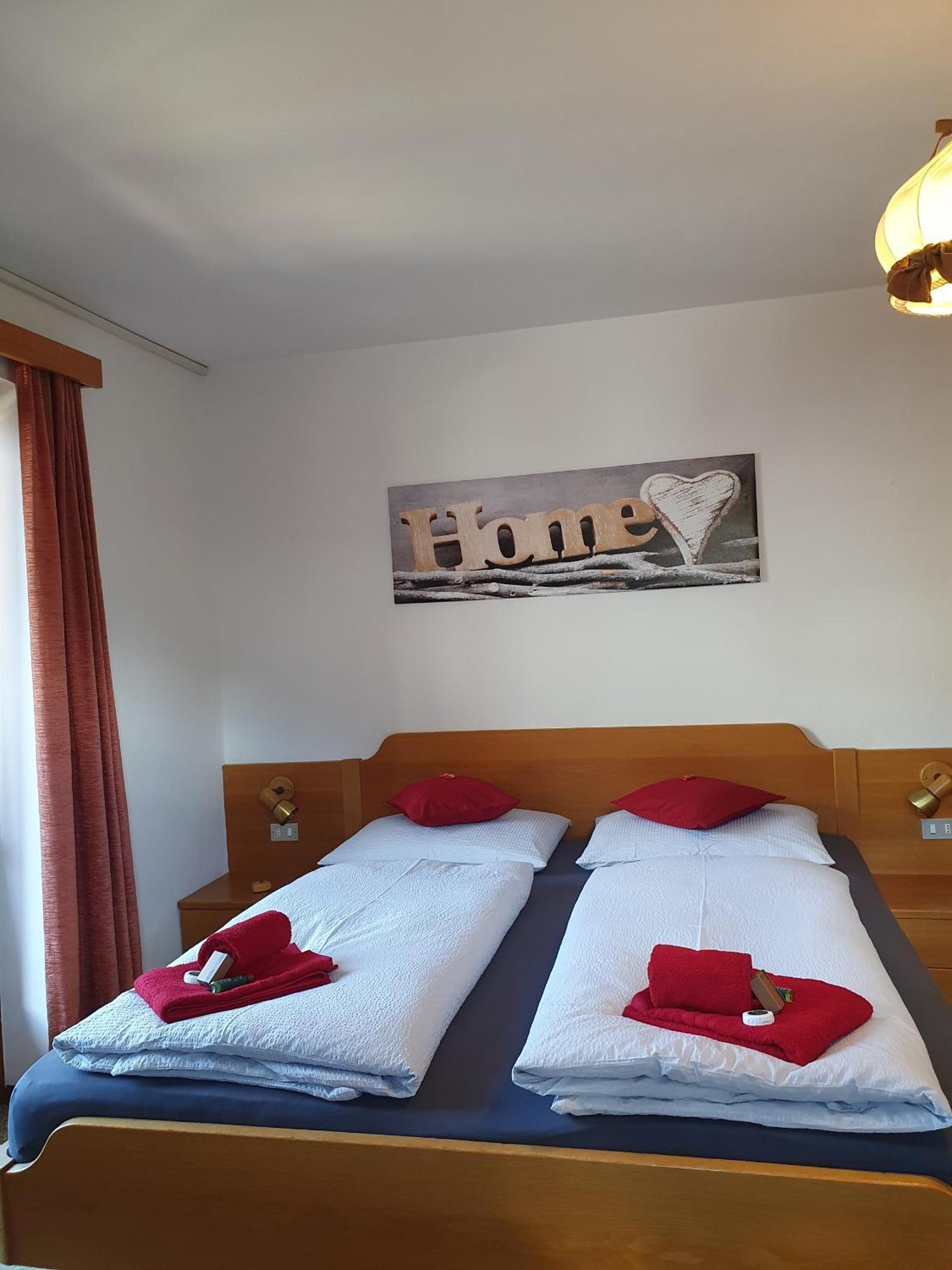B&B Garni Lantschner 卡斯特尔罗托 外观 照片